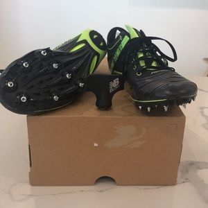 Racing shoes